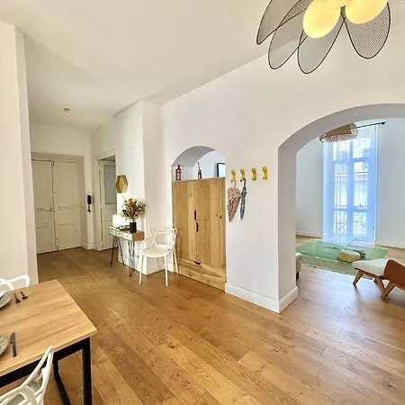 Appartement Renove Au Centre D'ajaccio, 3 Chambres, Clim, Proche Plage Et Commerces - Fr-1-61-637 Ajaccio (Corsica)