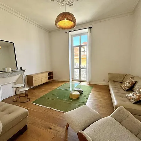 Appartement Renove Au Centre D'ajaccio, 3 Chambres, Clim, Proche Plage Et Commerces - Fr-1-61-637 *