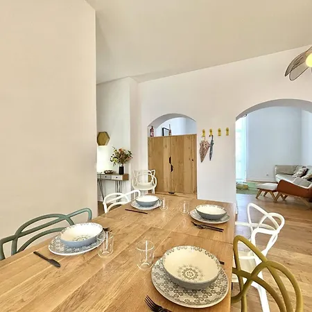 Apartament Renove Au Centre D'ajaccio, 3 Chambres, Clim, Proche Plage Et Commerces - Fr-1-61-637 *